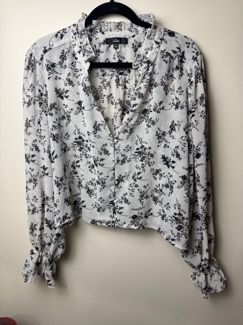 Lulus Keep Things Classy Beige Floral Print Button-Up Long Sleeve Top Size Large